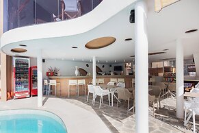 Golden Bay Boutique Hotel & Bungalows