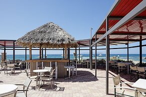 Golden Bay Boutique Hotel & Bungalows