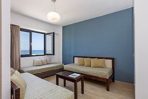 Golden Bay Boutique Hotel & Bungalows