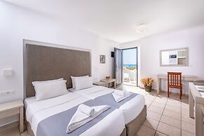 Golden Bay Boutique Hotel & Bungalows