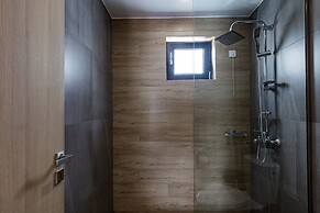 Golden Bay Boutique Hotel & Bungalows