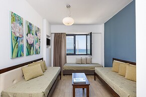 Golden Bay Boutique Hotel & Bungalows