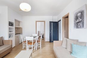 Golden Bay Boutique Hotel & Bungalows