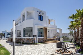 Golden Bay Boutique Hotel & Bungalows