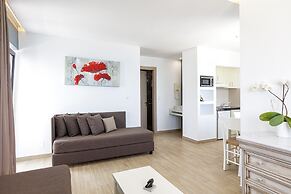 Golden Bay Boutique Hotel & Bungalows