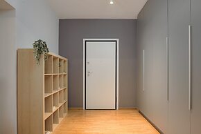 Athenian Stylish Living