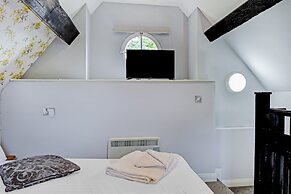 Dovecote Hotel