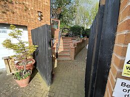 Spacious One Bed Deluxe Apartment in Daventry