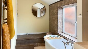 Bricksage Rooms, King's Lynn South Gate