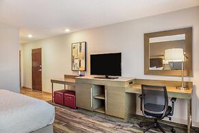 Ramada by Wyndham St. Paul AB