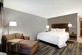 THE Landing Hotel & Conference Center