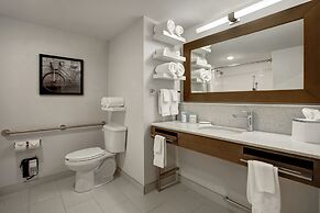 THE Landing Hotel & Conference Center