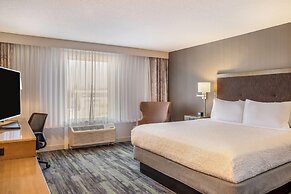 Ramada by Wyndham St. Paul AB