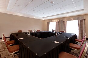 THE Landing Hotel & Conference Center