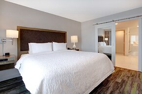 THE Landing Hotel & Conference Center