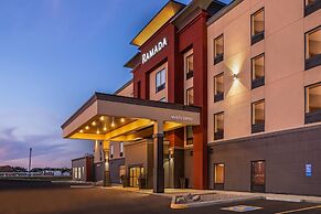 Ramada by Wyndham St. Paul AB