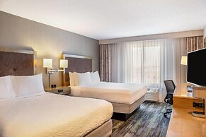 Ramada by Wyndham St. Paul AB