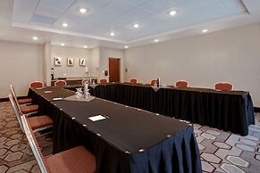 THE Landing Hotel & Conference Center