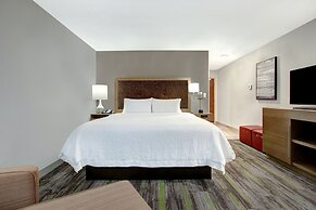 THE Landing Hotel & Conference Center