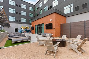 Cambria Hotel Austin Airport
