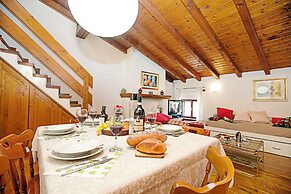 Residenza Rocca del Lago Apartments