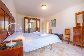 Residenza Rocca del Lago Apartments