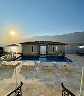 GÜMÜŞ YAZAR  HOTEL