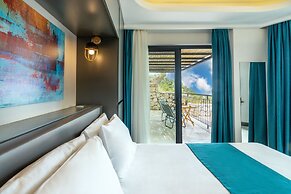 GÜMÜŞ YAZAR  HOTEL