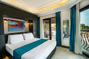 GÜMÜŞ YAZAR  HOTEL