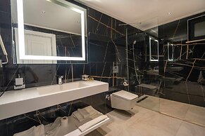 GÜMÜŞ YAZAR  HOTEL