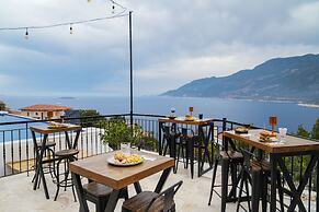 GÜMÜŞ YAZAR  HOTEL