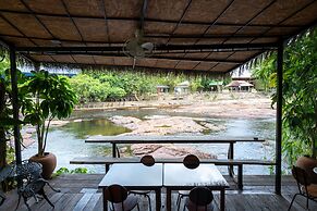 Phumontra Resort Nakhon Nayok