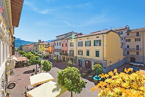 Riva Dante Apartment