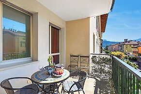 Riva Dante Apartment