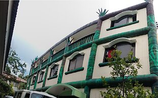 OYO 800 Ddd Habitat Dormtel Bacolod