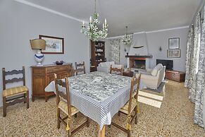 Marciana Hills Apartments