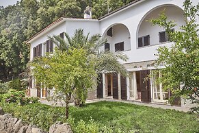 Marciana Hills Apartments