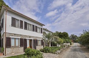 Marciana Hills Apartments