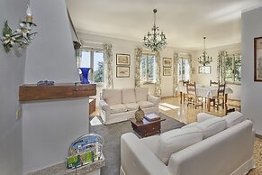 Marciana Hills Apartments