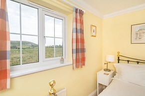West Bay Holiday Home