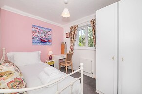 West Bay Holiday Home