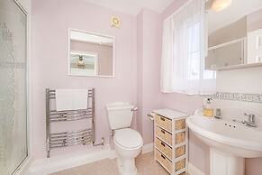 West Bay Holiday Home