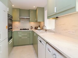 West Bay Holiday Home