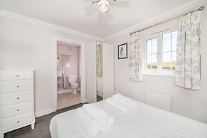 West Bay Holiday Home