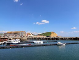 West Bay Holiday Home