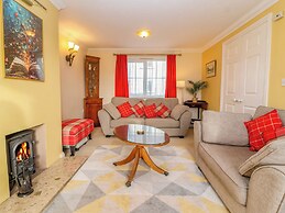 West Bay Holiday Home