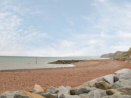 West Bay Holiday Home