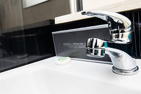 Summit Central - Quiet 2BR Flat, Wifi, Parking