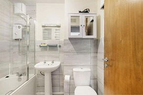 Stylish 2-bed Apartment w/ Kitchen, Ultrafast Wifi