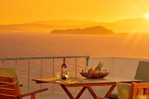 Sunset Home with sea view